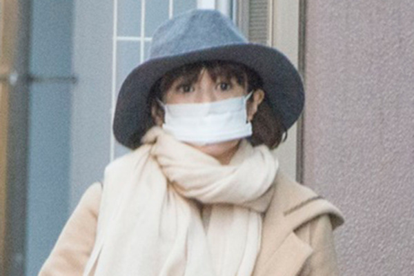 「ずっと可愛い」“元祖ぶりっ子”52歳タレント　トーク番組出演で“変わらぬ美貌”にネット驚愕