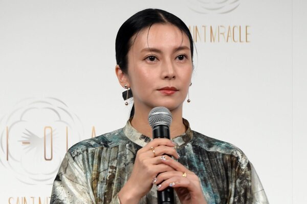 柴咲コウ　経営する会社からスタッフが大量退社していた…悲願の黒字化達成も“路線変更”に反発