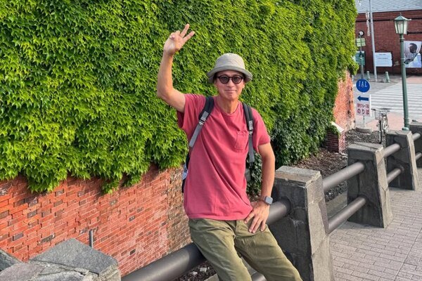 「誰だか分かりませんでした」61歳“色気ダダ漏れ”俳優　別人級に“激変した近影”にファン驚愕