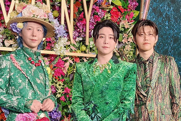 「対応せず知らん顔」ミセス　騒音問題を謝罪も“遅すぎる対応”にやまぬ批判…免れない「グループのイメージダウン」