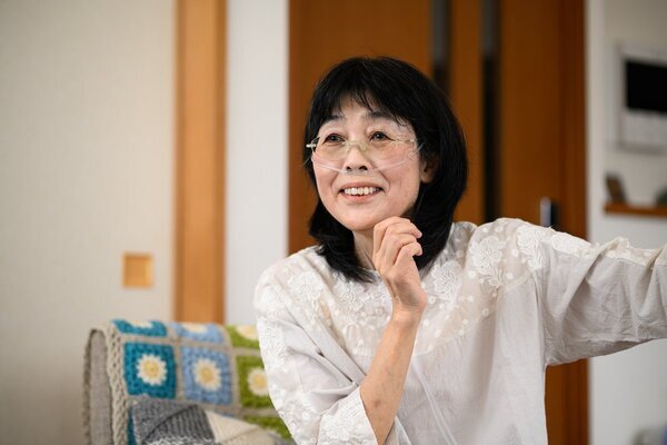 作品が読書感想文の課題図書に「長くは生きられないから」元小学校教師作家が難病と戦いながら書き続ける理由