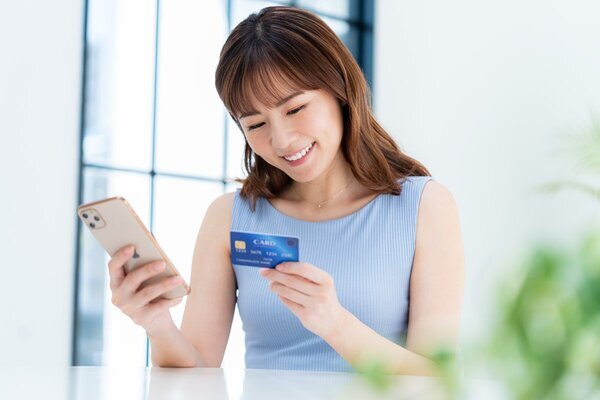 実は知らなかった「クレジットカードの付帯保険」の補償が便利…クレカ専門家のおすすめは？