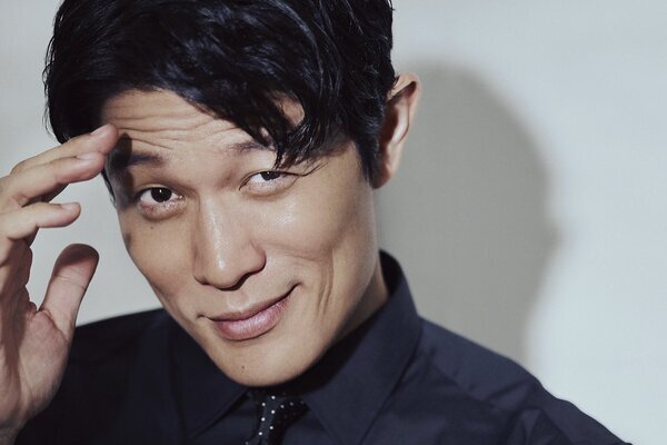 「少なくとも仕事中は言わない」鈴木亮平が猛暑を乗り切るために自分に課したルールとは？