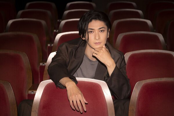 「政演のように陽キャではないです（笑）」『べらぼう』古川雄大から見た政演は「とてもお得な性格」