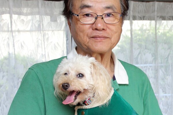 トイプードルを敏腕の警察犬に育て上げた鈴木博房さん　大企業に入社するも30代後半で指導士の道を選んだワケ