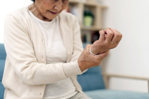 《脳梗塞、心不全…》医師に聞いた「脳と心臓の病気」を招く身近な予兆とは