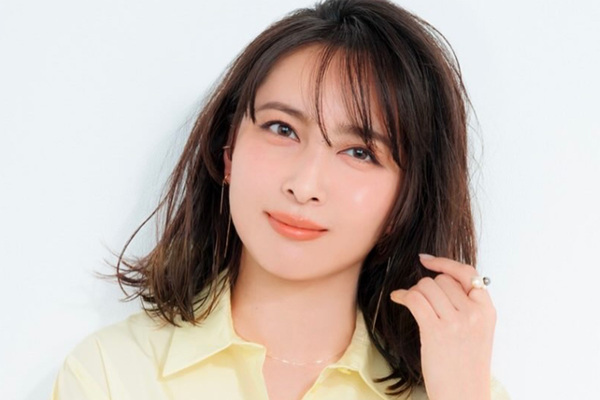 「どうせシッター使ってるんでしょ」芸能人ママへの偏見に“4児の母”女優が苦言…過去には辻希美も餌食に