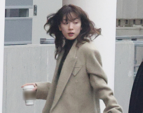 《復帰作に黄色信号？》永野芽郁　坂口健太郎との“三角関係”報道で生まれた降板“リスク“の可能性