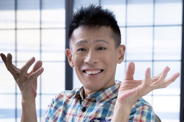 《知られざる結婚生活33年》柳沢慎吾「妻の誕生日には毎年、赤いバラ50輪」1週間口を聞かない夫婦ゲンカも