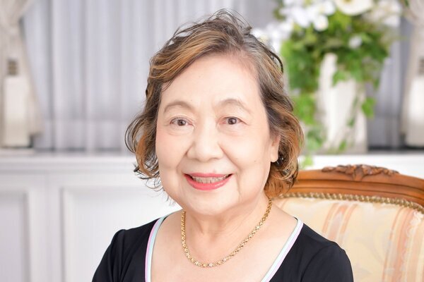 最期は元気な姿で見送られたい……シニア世代の新常識“遺影の生前撮影”サービスを都内4店舗で徹底比較