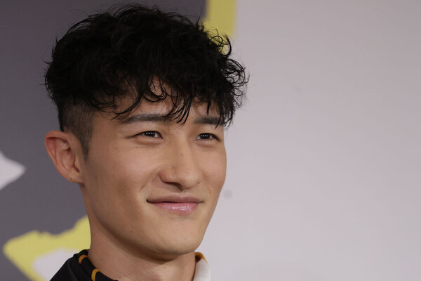 《2位で表彰》Snow Man岩本照　人気アイドルが休日に挑戦していた“まさかの大会”