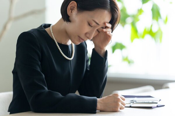 “50万円～”の広告も実際には“224万円”の見積もり…トラブル急増「葬儀費用の相場」ケース別に解説