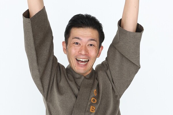 ごぼう先生が動画で解説！「50代からの不調解消体操」【免疫力アップ 背中から深呼吸】｜介護界のアイドル