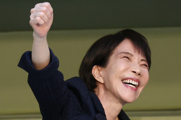 「野党の手柄を横取り」自民広報X　ガソリン暫定税率廃止を「高市内閣の実績」とアピールも寄せられる疑問の声