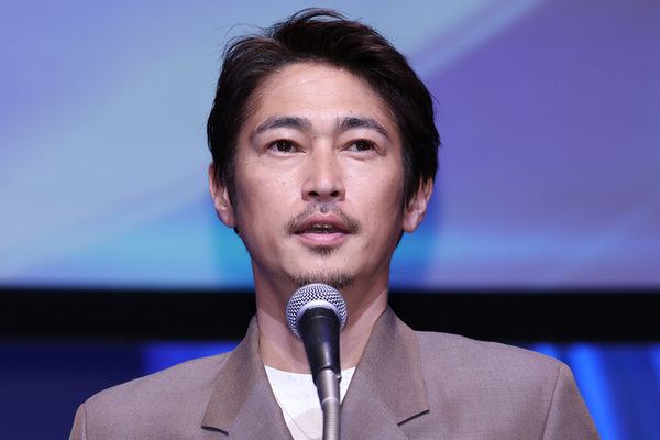 《「ブス、デブ、根暗」と呼ばれたどん底の過去》初著書発売の窪塚洋介再婚妻が大事にする「11文字のモットー」