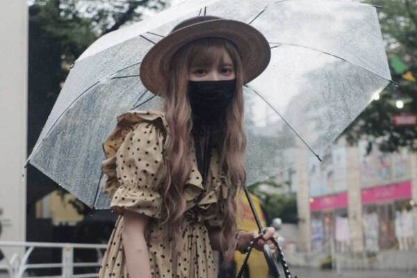 《見るのをためらう…》一世風靡したバラドル（40）の“ピチパツ”服に驚きの声…紅白歌手と破局後の現在地