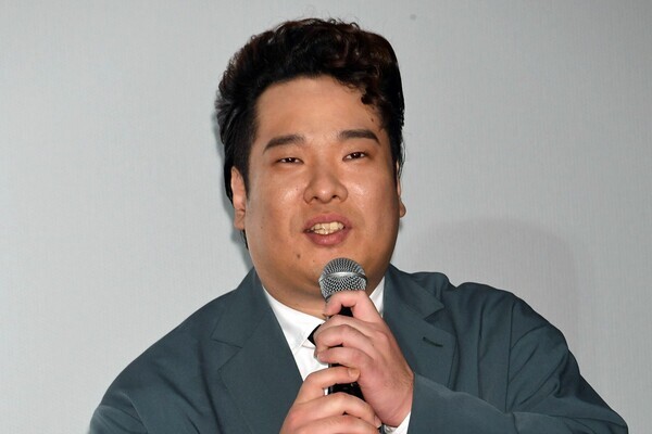 《ライブを前日キャンセル》岡崎体育　心身の体調不良を公表…“駅”トラブルで見せていた“繊細な一面”