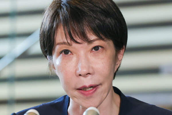 「初めて見た」高市首相 国会中継に“カメラ目線”答弁で驚きの声…中傷動画＆サナエトークン問題を全否定も“長すぎる”答弁に野党議員は「何をべらべら」と苦言