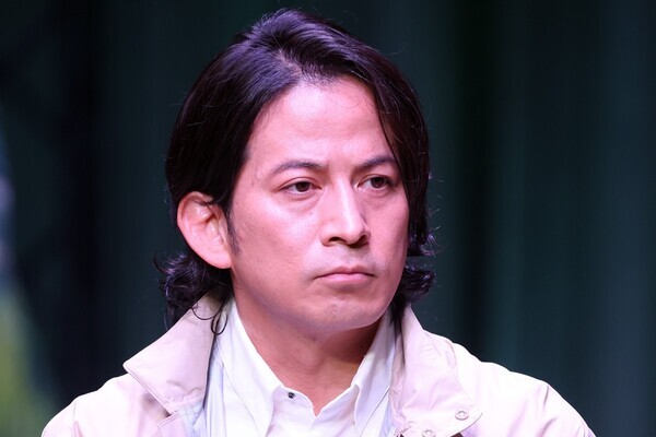 岡田准一　10月からプライム帯のMC番組が2本に！　爆増する“ギャラ”の行き先