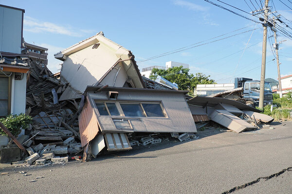 【熊本地震】軽トラに乗った瞬間に家屋が倒壊…「ゴーっていうすごい音がして」九死に一生を得た男性が語る一部始終