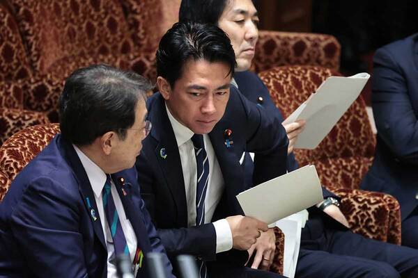 海上自衛隊「トマホーク」発射の“PV風”動画が物議…小泉防衛相は絶賛も「戦争美化」と一部から批判の声、防衛相が答えた「見解」