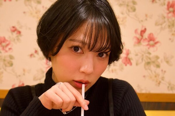 「流石に引く」元紅白出場歌手　首元まで入った“全身びっしりタトゥー”姿に賛否…アイドル時代から貫く“他人とは違う”スタイル