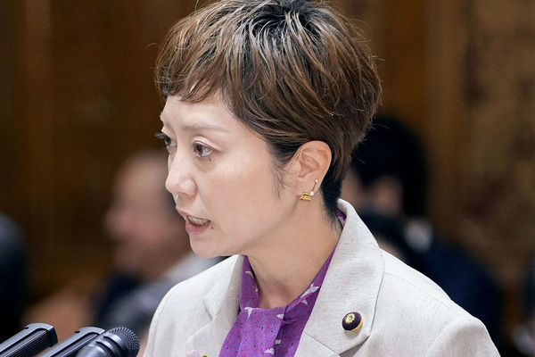 「人の話聞きなよ」いのちの党・奥田ふみよ議員　野党議員も呆れた“暴走”質疑にSNS失笑も…かつての“戦友”は「今日もすごかった」とベタ褒め