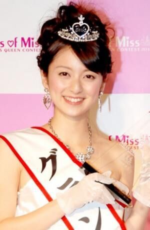 『Miss of Miss Campus Queen Contest 2012』本選大会でグランプリに選ばれた立命館大学・高橋加奈代さん（C）ORICON DD inc.