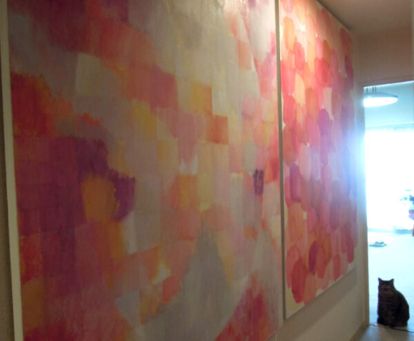 壁面いっぱいの大きな絵を飾って、気分一新！