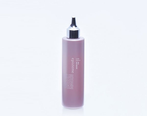 ボリューミーで豊かな黒髪は、日本女性の美しさの象徴！