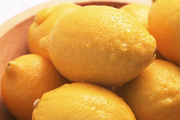 五月病やプレ更年期のウツ気分対策に、レモンの香気