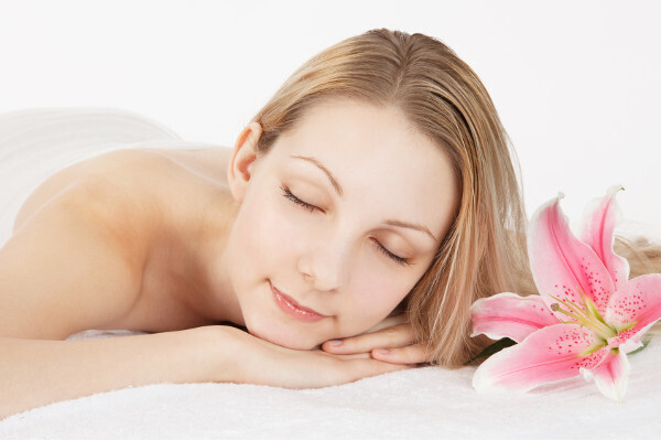 シミ・シワ・たるみを撃退！毎日のリトルケア