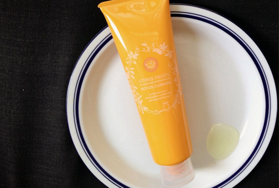 老け肌と若い肌の分かれ目は、 メイク の落し方にアリ！