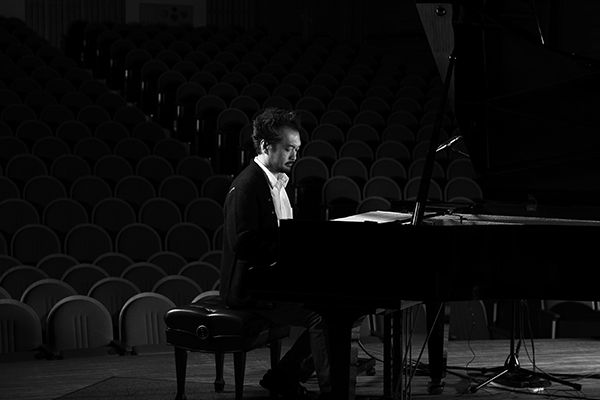 日常をプチ・ヴァカンスへ！旅気分に浸れる夏のBGM