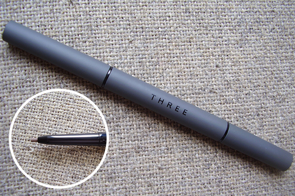 夕方まで美しいライン！大人の瞳にこのアイライナー