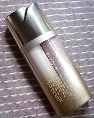 遺伝子レベルで“肌のハリと弾力”を高める美容液