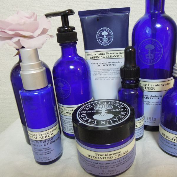 フランキンセンスのオーガニックコスメで、お肌も心も癒しケア