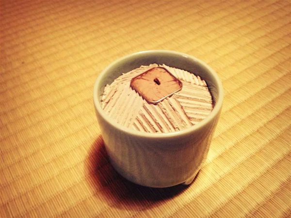 「自然界の声を聞く」香道は、心を和やかに豊かにする究極の癒し