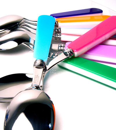 カトラリーで、いつもの食卓をパリの “ビストロ風” に！