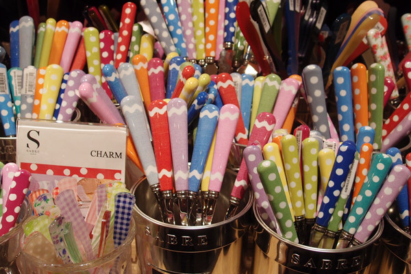 カトラリーで、いつもの食卓をパリの “ビストロ風” に！