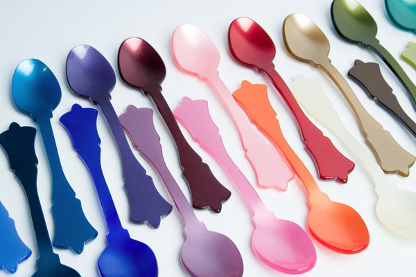 カトラリーで、いつもの食卓をパリの “ビストロ風” に！