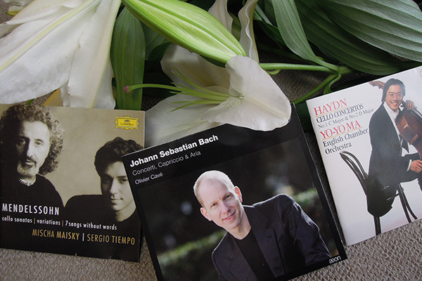 「サザエさん症候群」 空虚な気分をアップする音楽3選