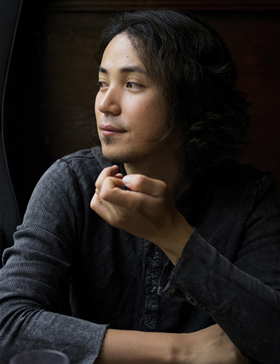 緊張で力んだ体を緩める、ギターの優しい調べ３選