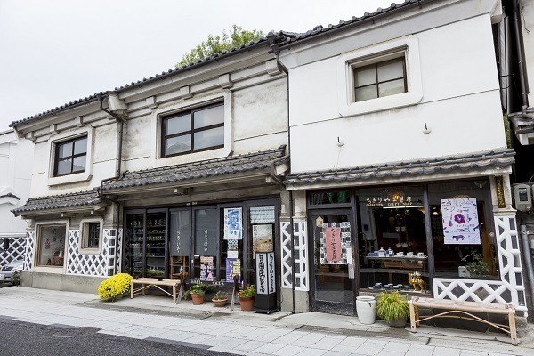 歴史とアートを感じながら散策　～アートを旅する街、松本