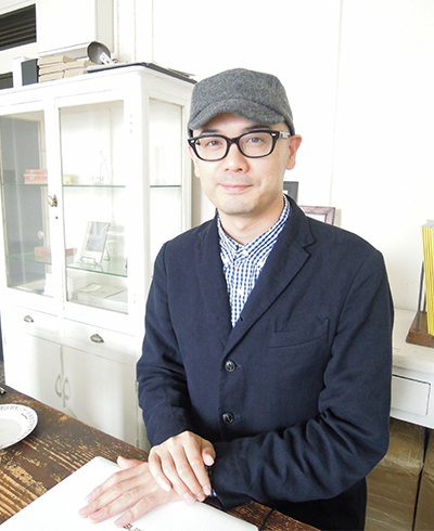 写真集やアートに触れる、隠れ家のような「森岡書店」