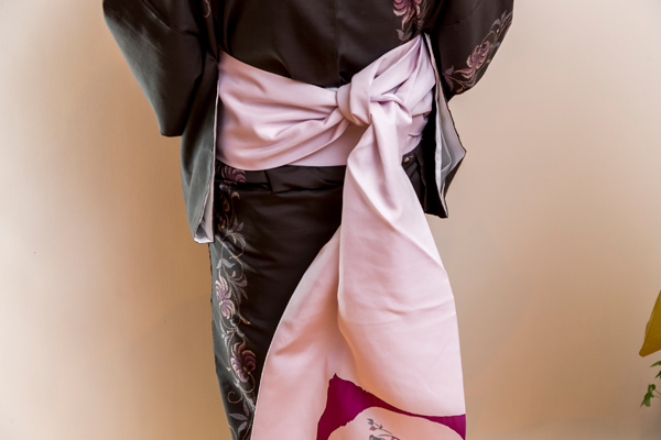 大島紬に合う“帯アレンジ” 術！ 結び方次第でおしゃれコーディネートに