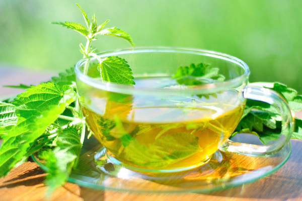 花粉症ケアに役立つ注目のナチュラルレメディ