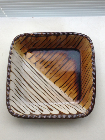 今、暮らしに取り入れたい “手仕事の器”