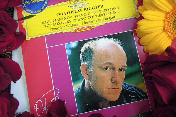 春気分を盛り上げる！歴史的ピアニストの貴重な名演3選