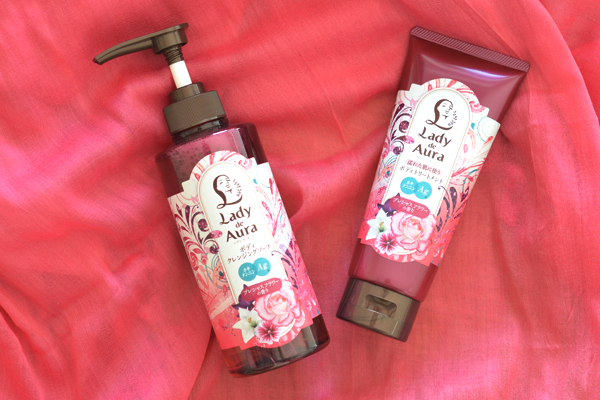 “香りの年齢ケア” で若返る？！ 「女性の加齢臭」対策、その秘訣とは